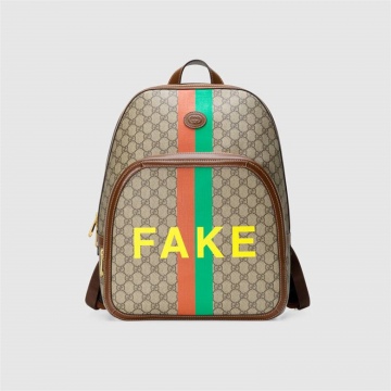 Gucci古驰 636654 2GCCG 8289 “Fake/Not”印花中号背包