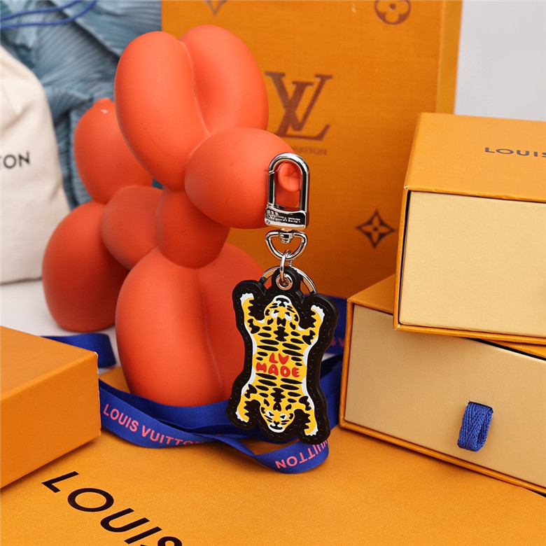 LOUIS VUITTON LV MADE Porte Cler Tiger MP3221