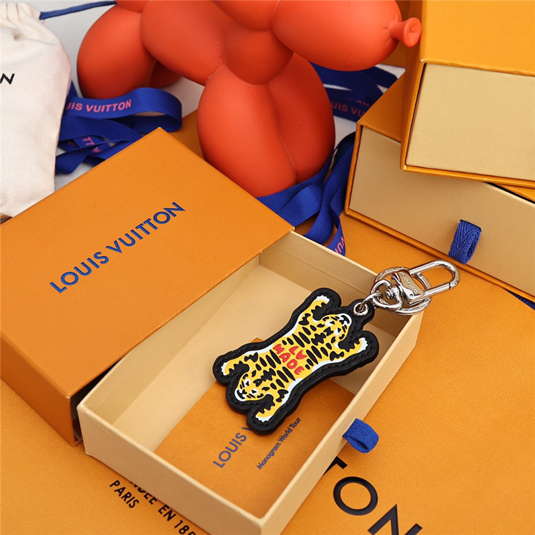 LOUIS VUITTON LV MADE Porte Cler Tiger MP3221