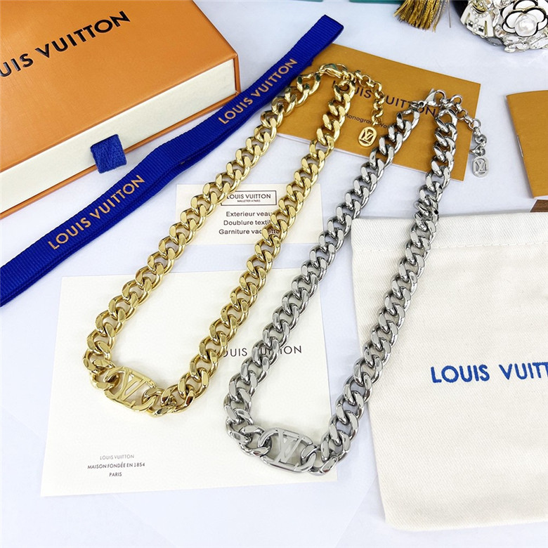 Louis Vuitton Necklaces & Pendants (M00637)