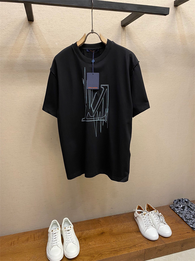 LV Frequency Graphic T-Shirt - Ready-to-Wear 1AAU5D